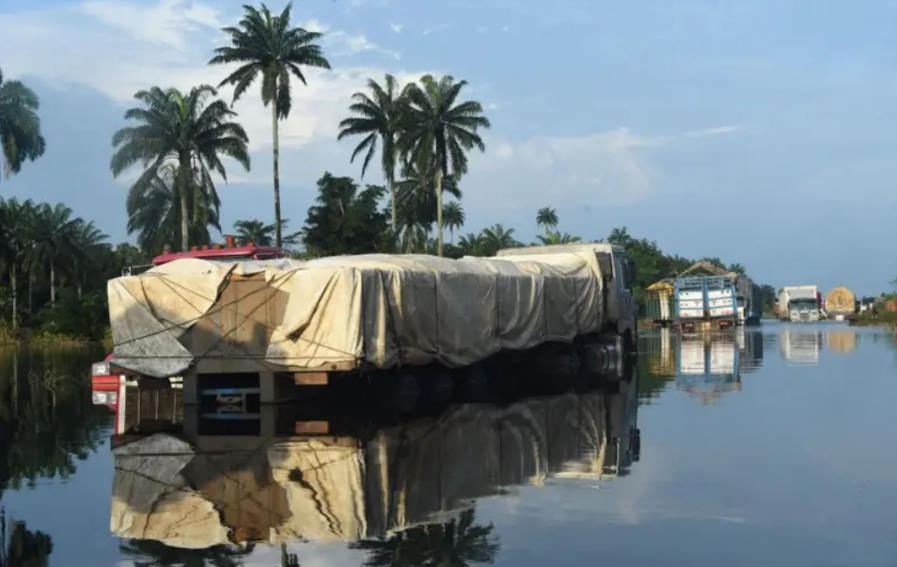 Risques climatiques et environnementaux et assurance facultés